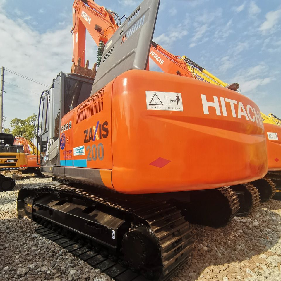 Escavadora de rastos Hitachi ZX200-3G de 2023