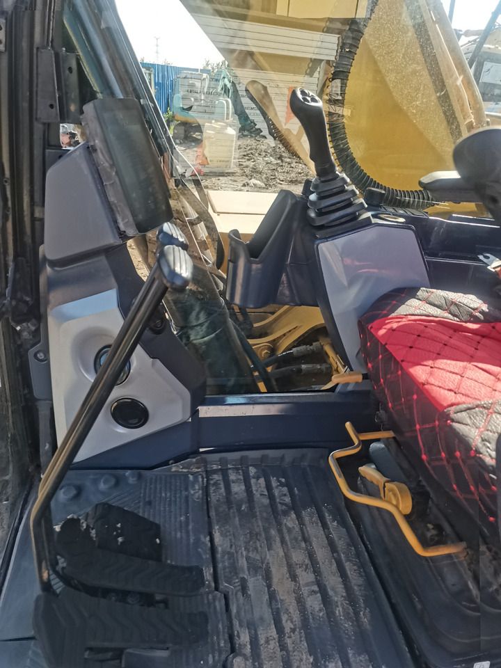 2022 Caterpillar 320GC Crawler Excavator