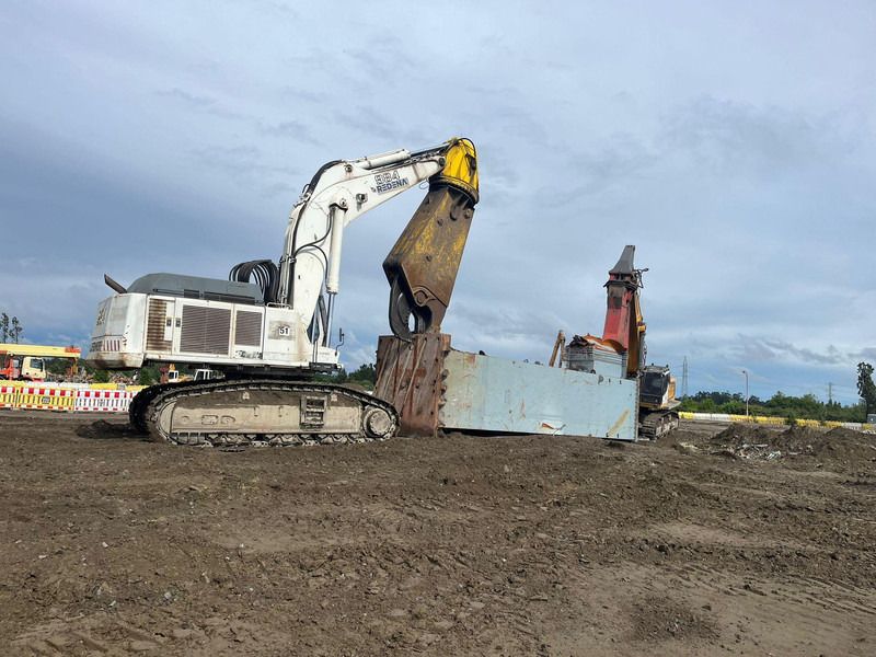 2002 Liebherr R984C Crawler Excavator