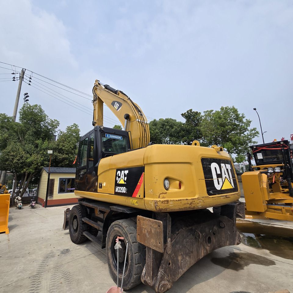 2017 Caterpillar M320D2 Wheel Excavator