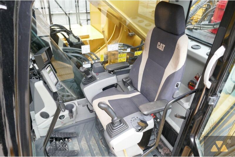 2014 Caterpillar 390FLME Crawler Excavator