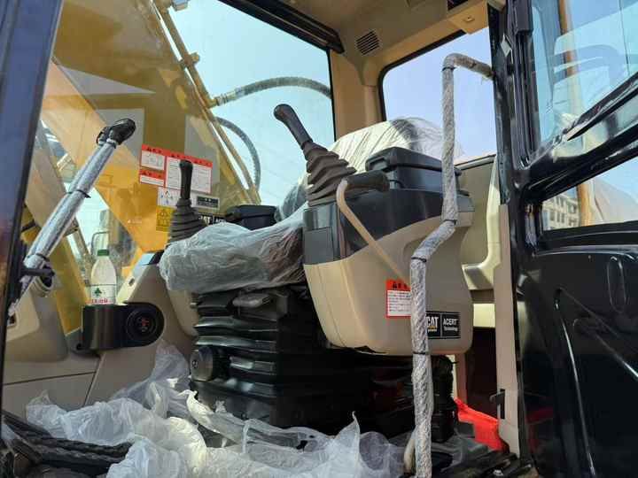 2026 Caterpillar 320B Crawler Excavator