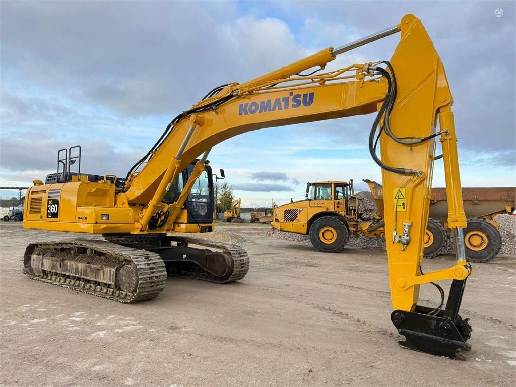 2017 Komatsu PC360LC-10 Crawler Excavator