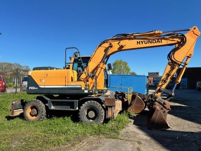 2010 Hyundai R140W-9 Wheel Excavator