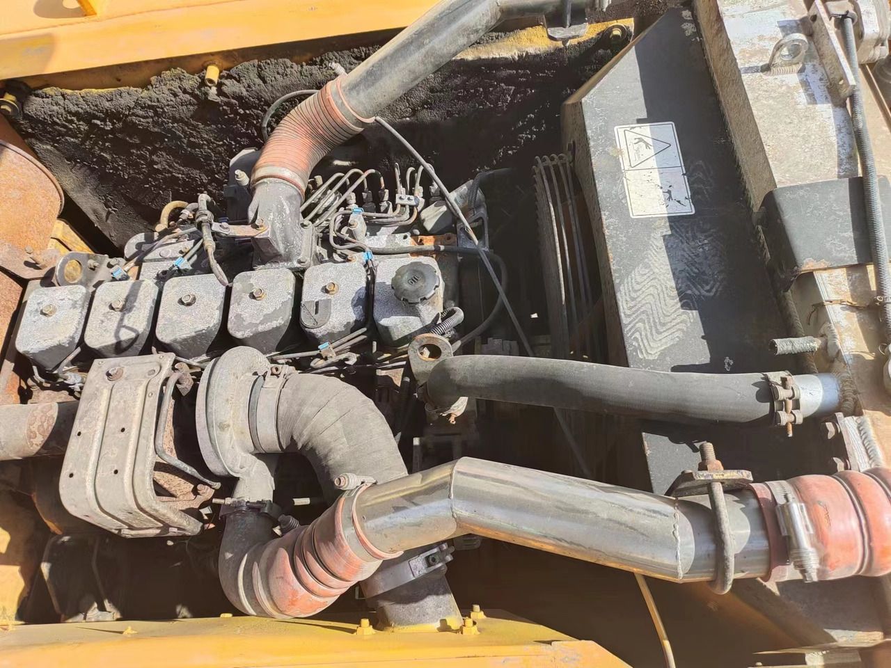 2020 Hyundai R220LC-9S Crawler Excavator
