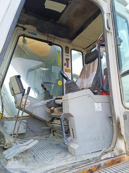 2000 Liebherr R964 Crawler Excavator