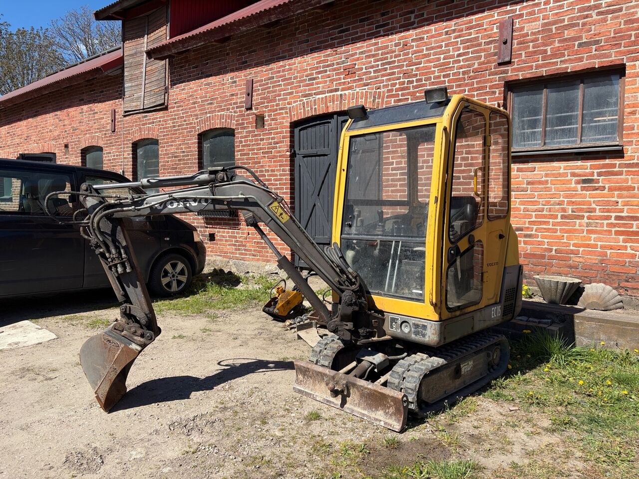 2000 Volvo EC15