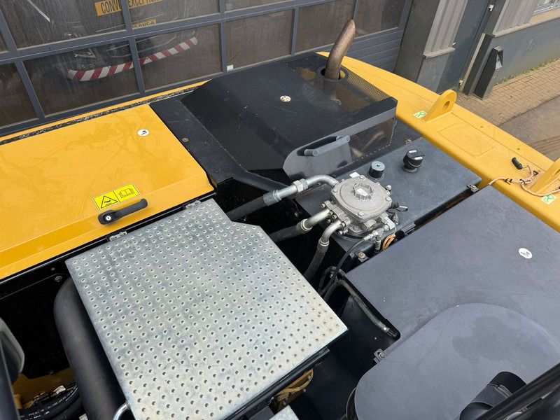 2017 Caterpillar M320F Wheel Excavator
