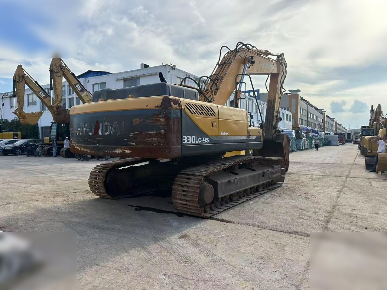 2019 Hyundai R330LC-9S Crawler Excavator