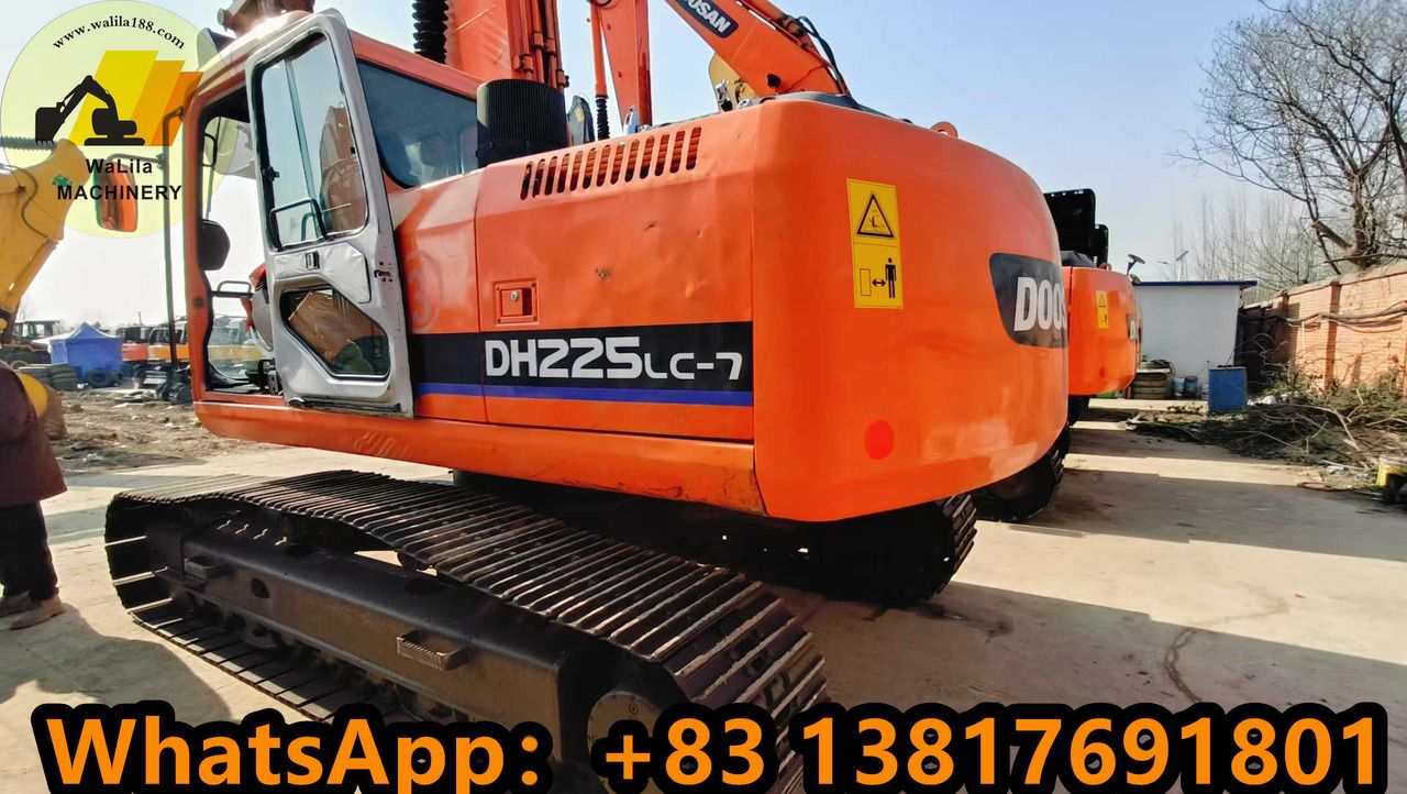2022 Doosan DH225 Crawler Excavator