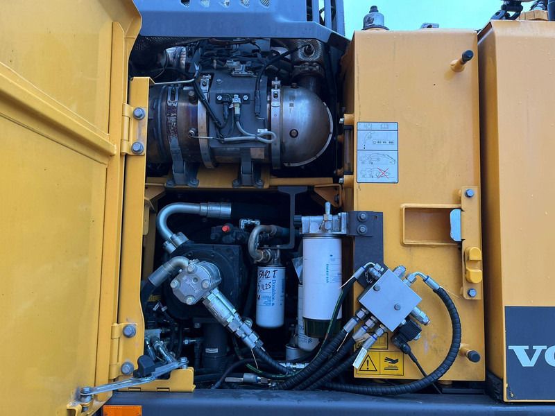 Volvo EWR 170 E Tiltrotator / AC / Central Lubrication (2022)