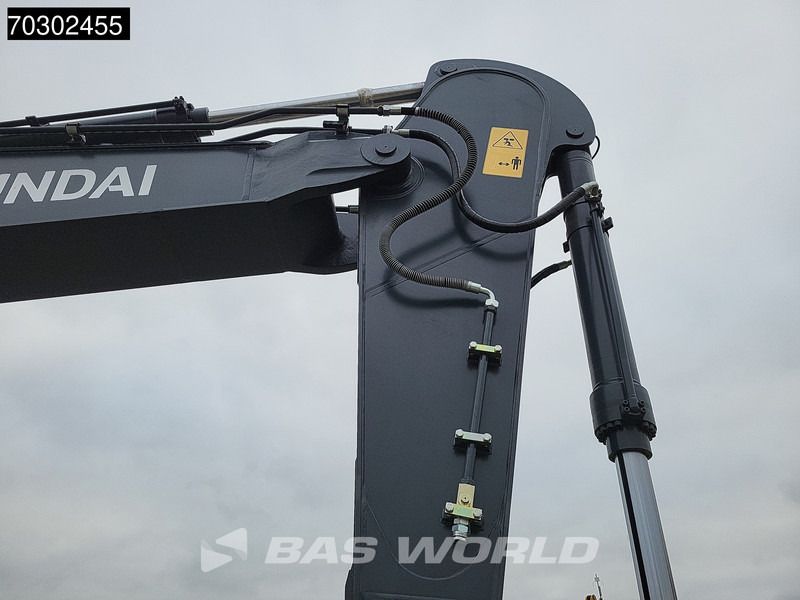2025 Hyundai R340L Crawler Excavator