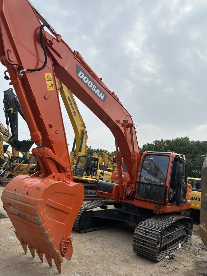 2023 Doosan DH225LC-7 Crawler Excavator