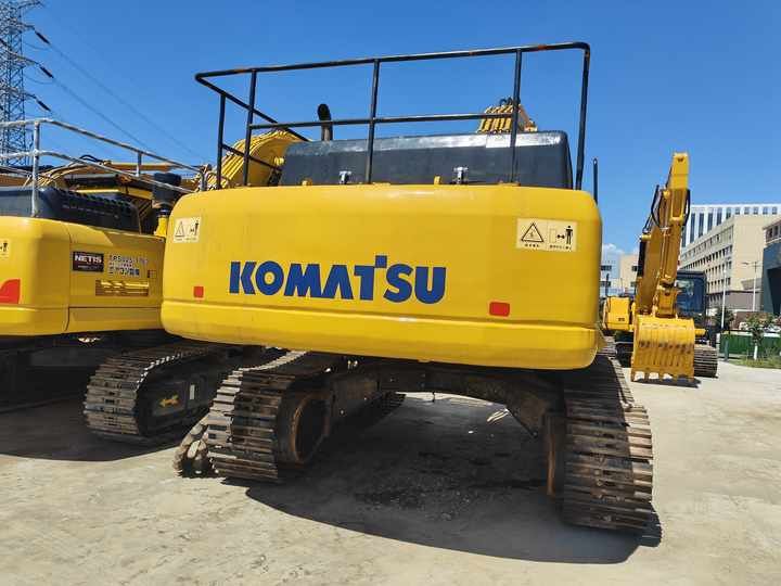 Komatsu PC450-8 Crawler Excavator