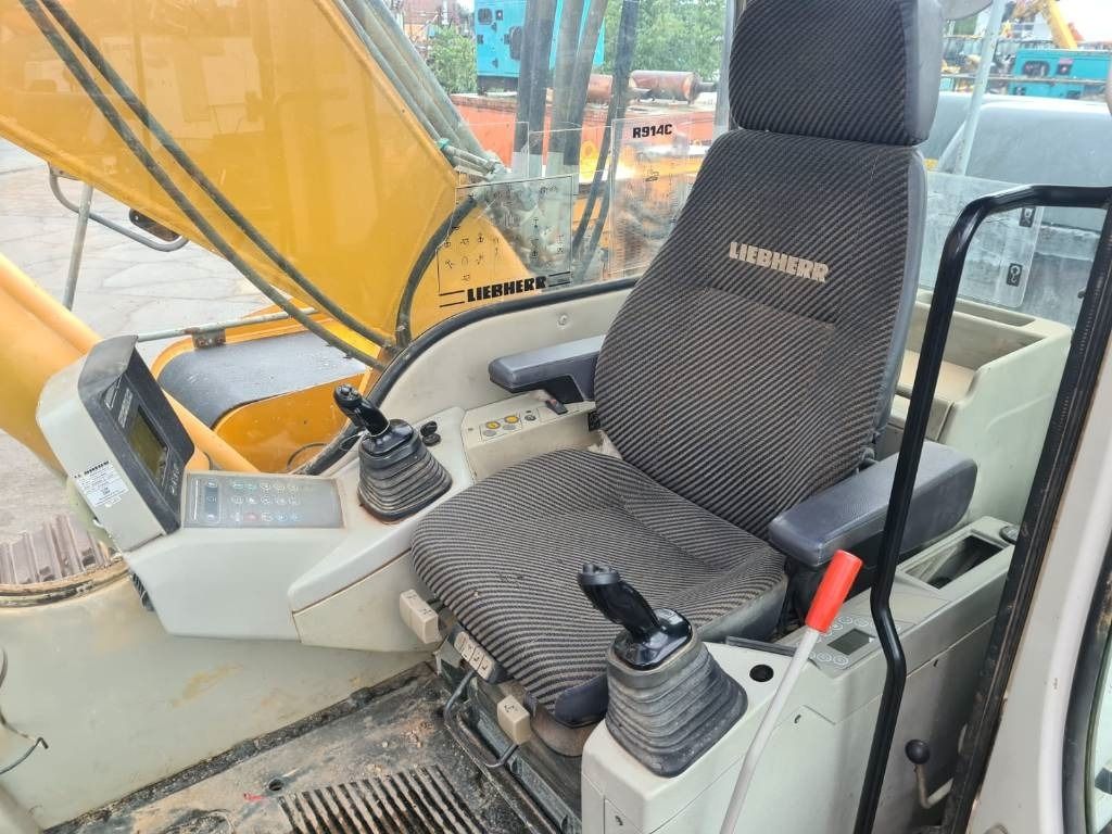2008 Liebherr R914C Crawler Excavator