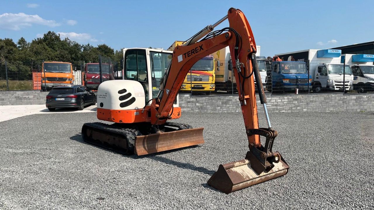 2008 Terex TC 50 Mini Escavadora 2008 Terex TC 50 mini excavator, front three-quarter view