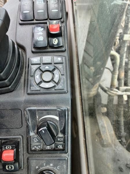 2016 Volvo EWR150E Wheel Excavator