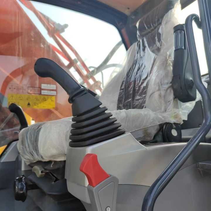 2020 Doosan DX300LC Crawler Excavator