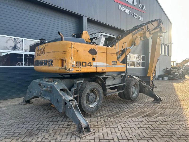 2010 Liebherr A904 C Material Handler