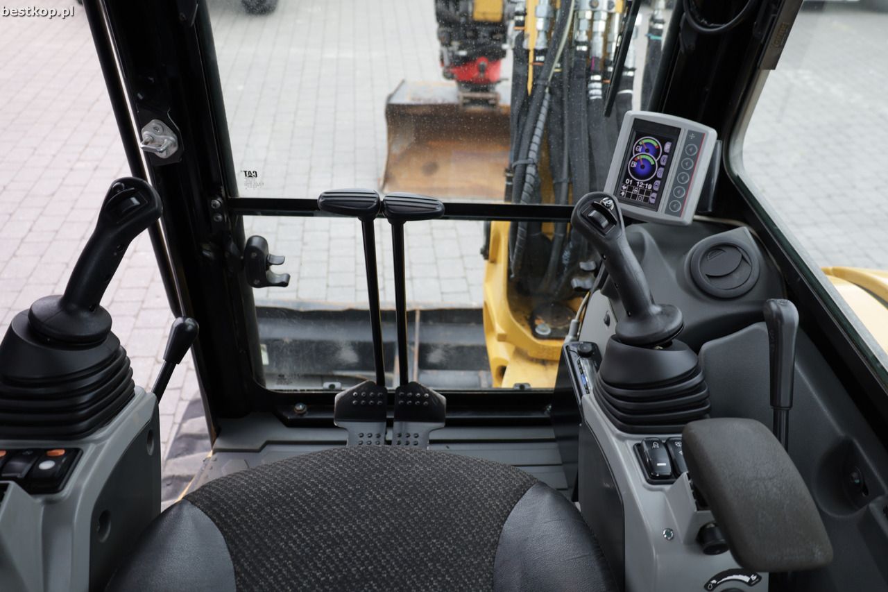 2019 Caterpillar 305.5E2 Mini Excavator