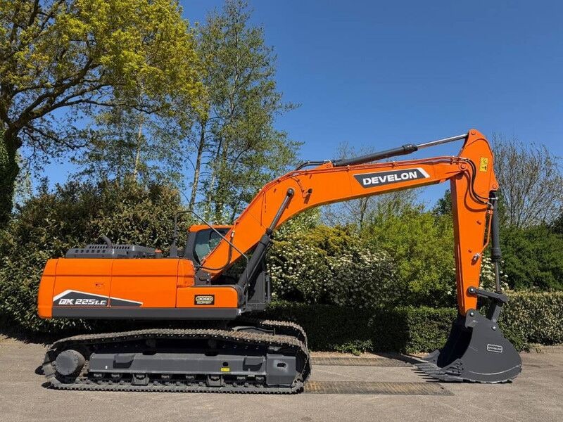 2025 Develon DX225LC-7M Crawler Excavator