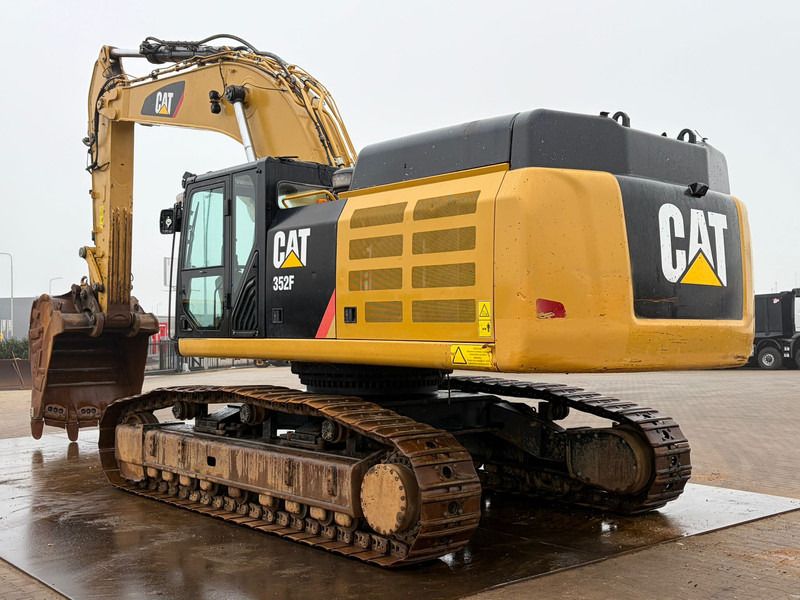 2019 Caterpillar 352F Crawler Excavator