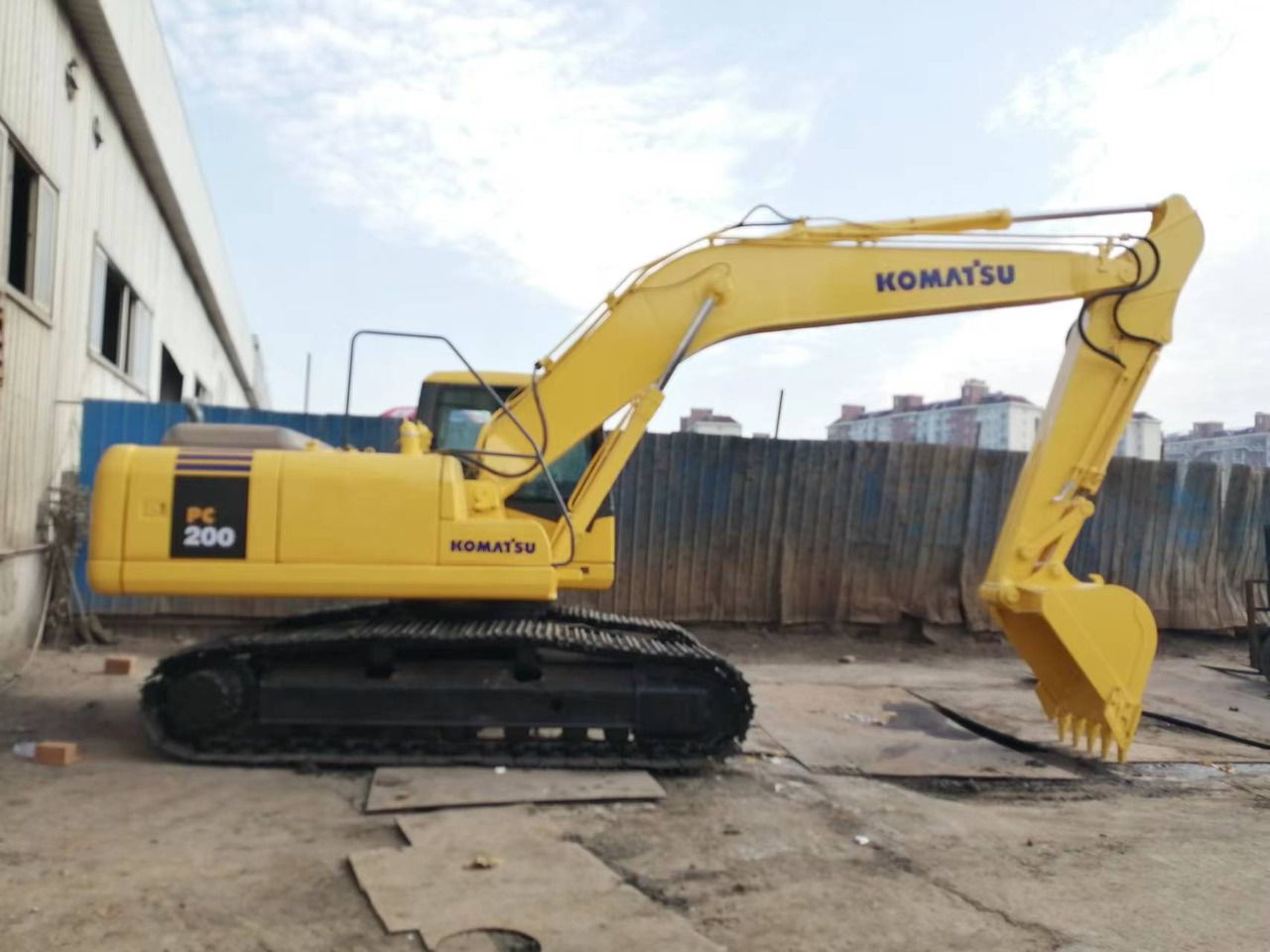 2017 Komatsu PC200-7 Crawler Excavator