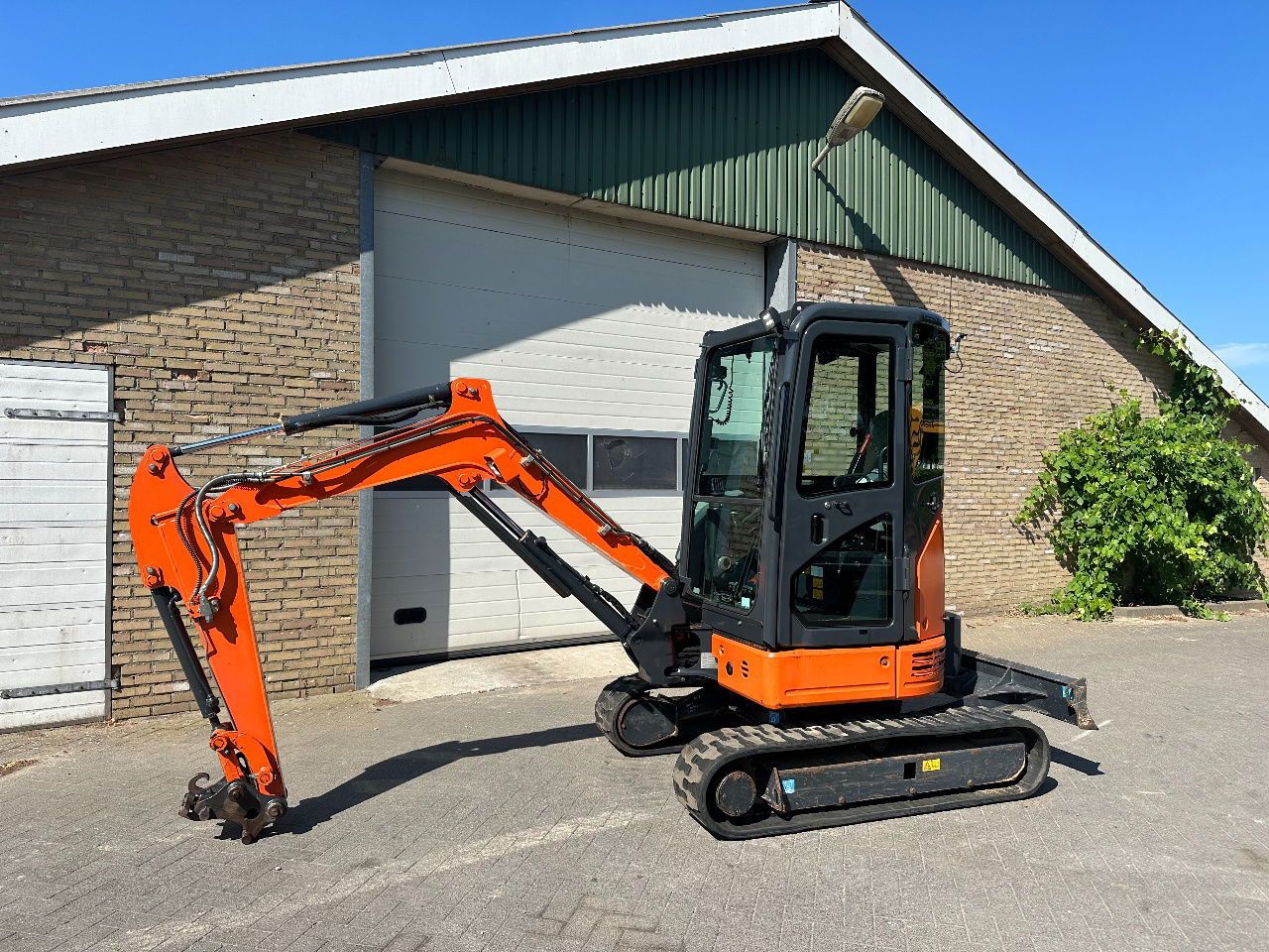 Hitachi ZX26U-6CR Mini Excavator