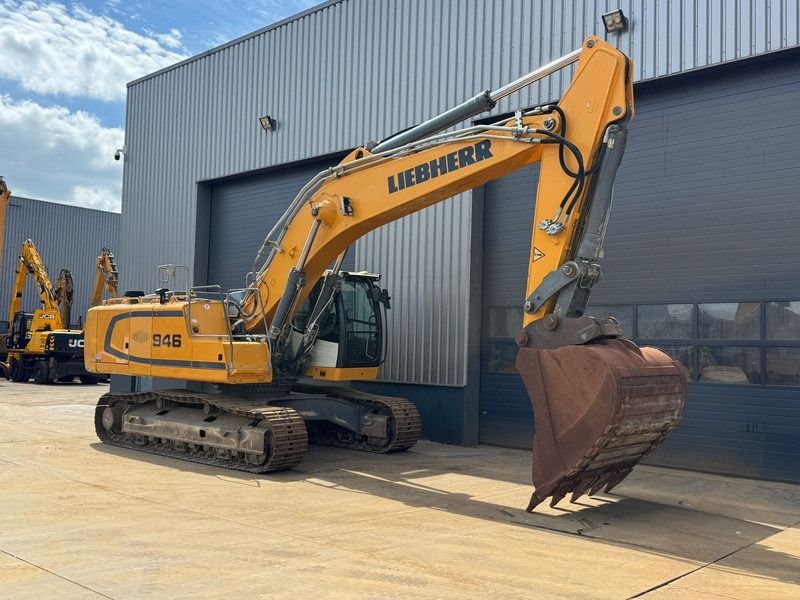 2018 Liebherr R946LC Crawler Excavator