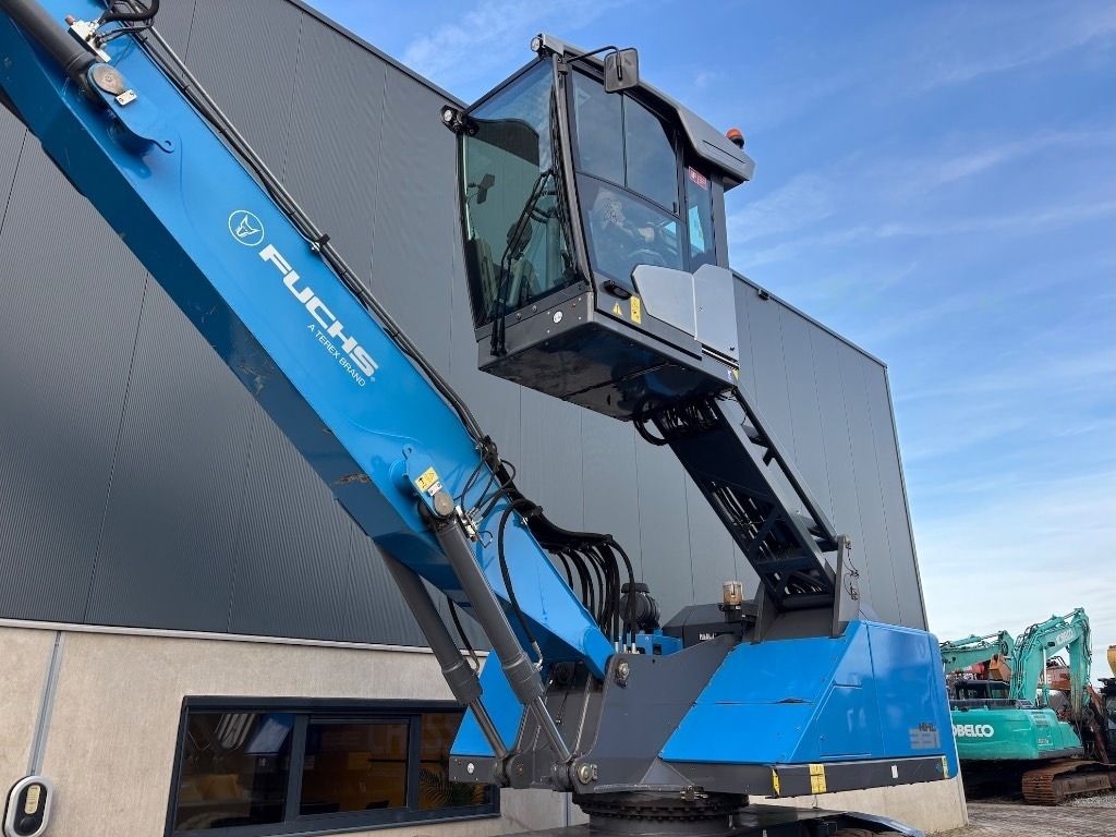 2018 Fuchs MHL331F Material Handler