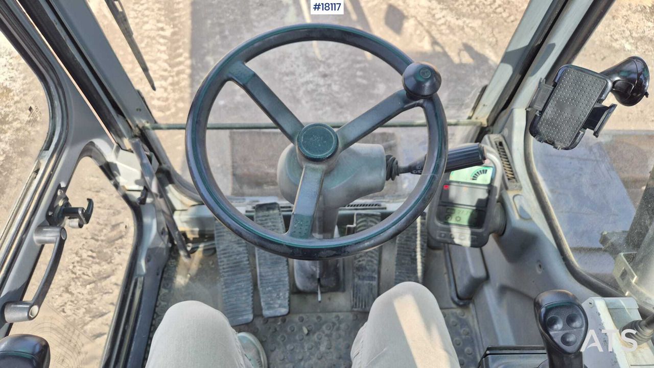 2005 Volvo EW140B Wheel Excavator