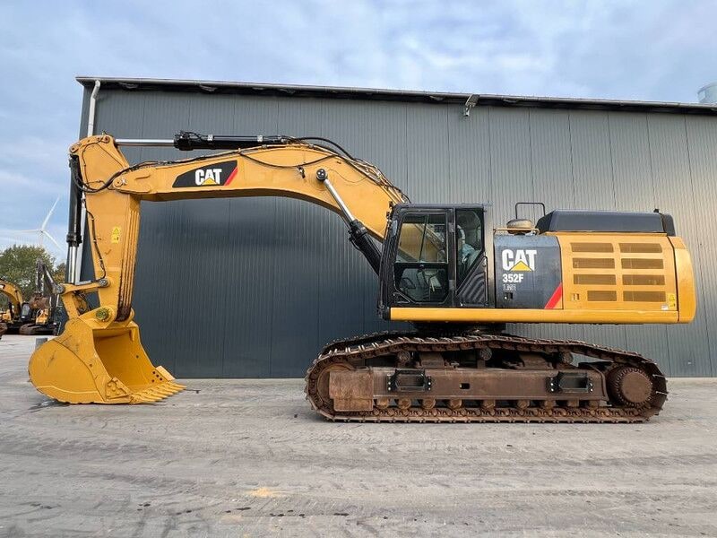 2015 Caterpillar 352F Crawler Excavator
