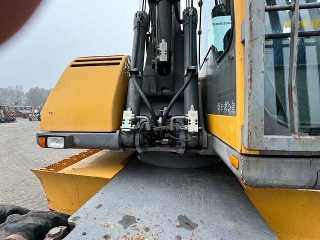 2005 Volvo EW160B Wheel Excavator