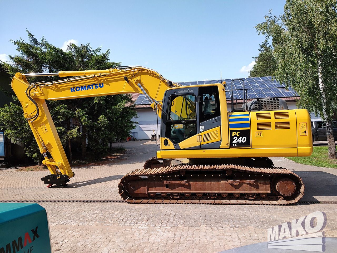 2012 Komatsu PC240LC-10 Crawler Excavator