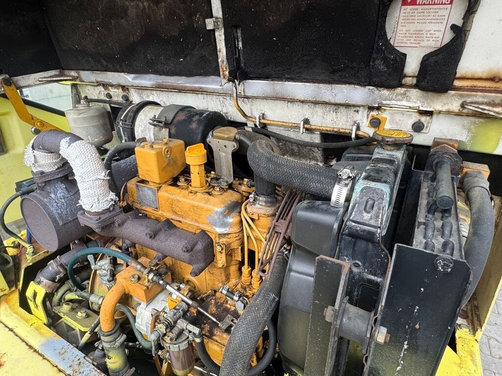 1992 Komatsu PC30 Wheel Excavator