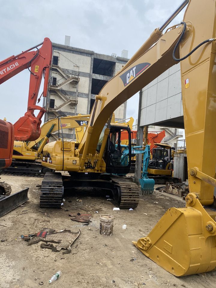 2017 Caterpillar 320CL Crawler Excavator