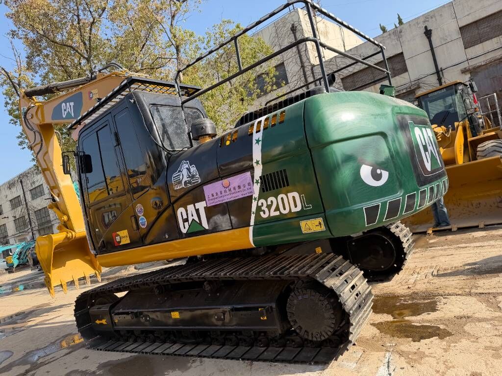 2023 Caterpillar 320D2 Crawler Excavator