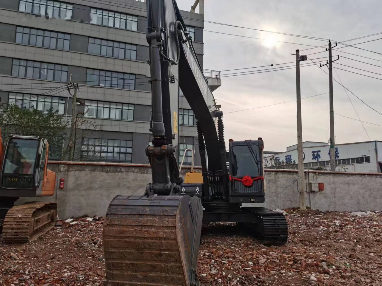 2019 Volvo EC210 Crawler Excavator