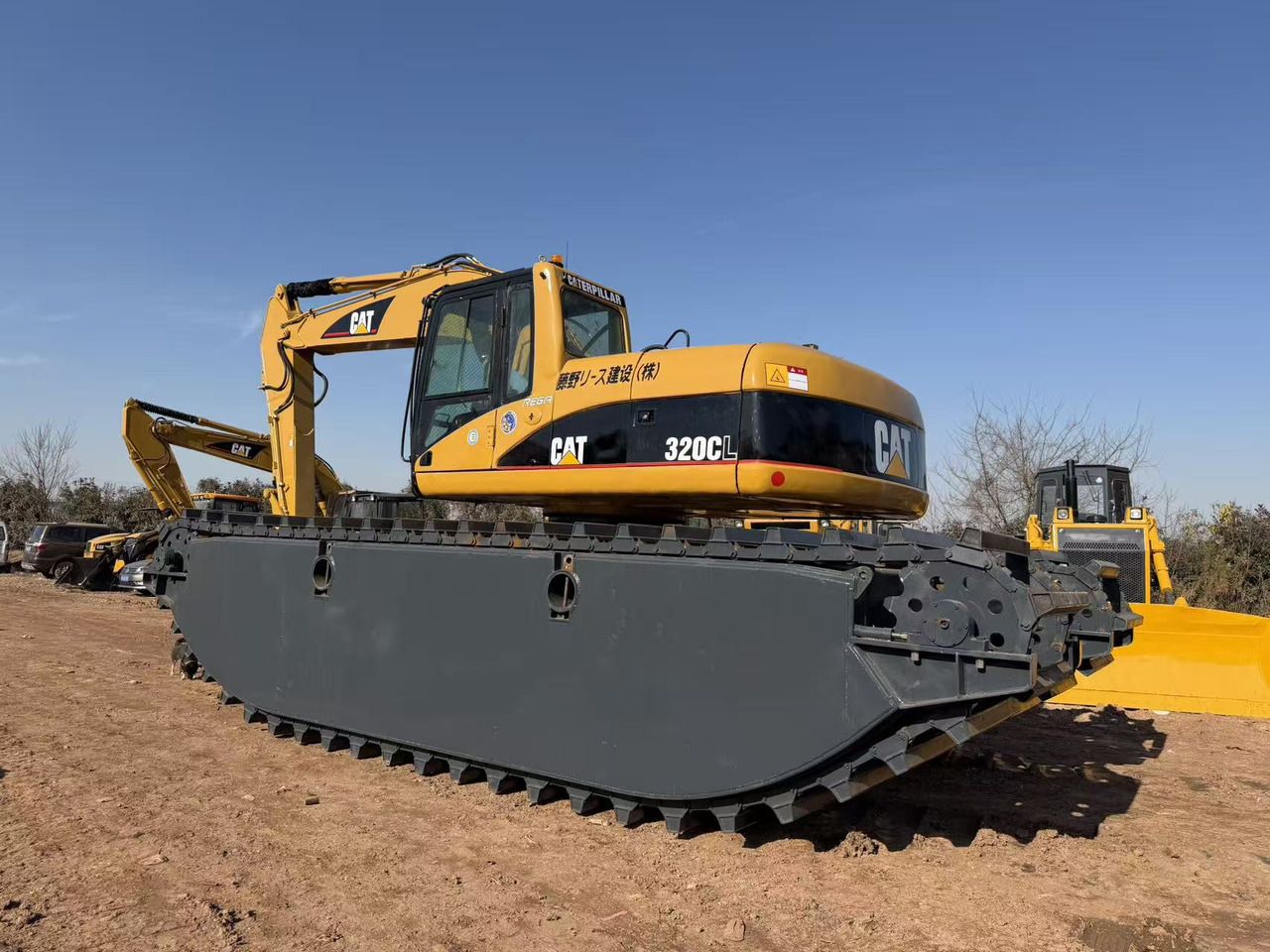 2019 Caterpillar 320CL Amphibious Excavator