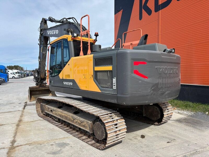 2018 Volvo EC220EL Crawler Excavator