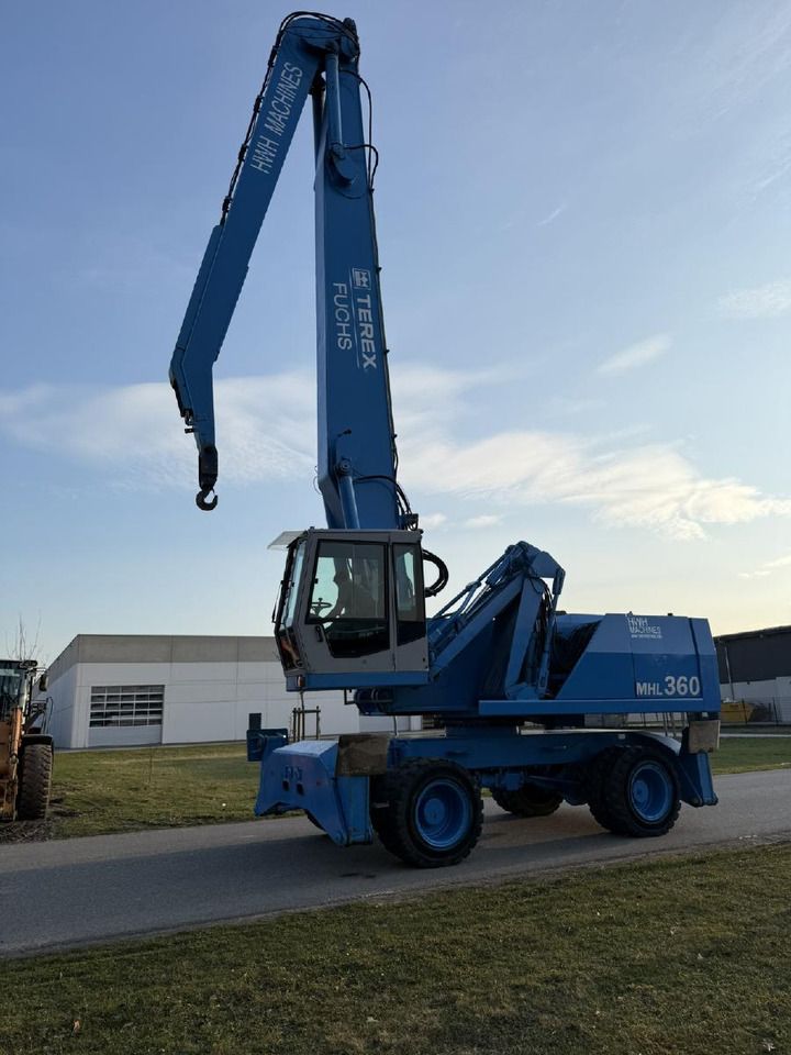 2000 Terex MHL360 Material Handler