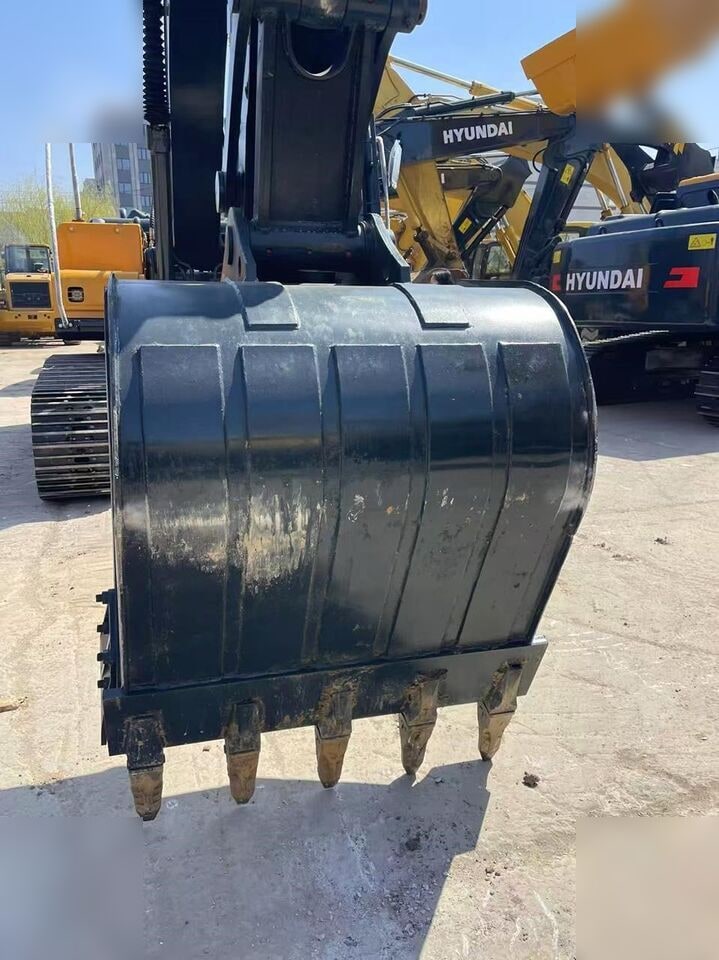 2019 Hyundai R220LC-9S Crawler Excavator