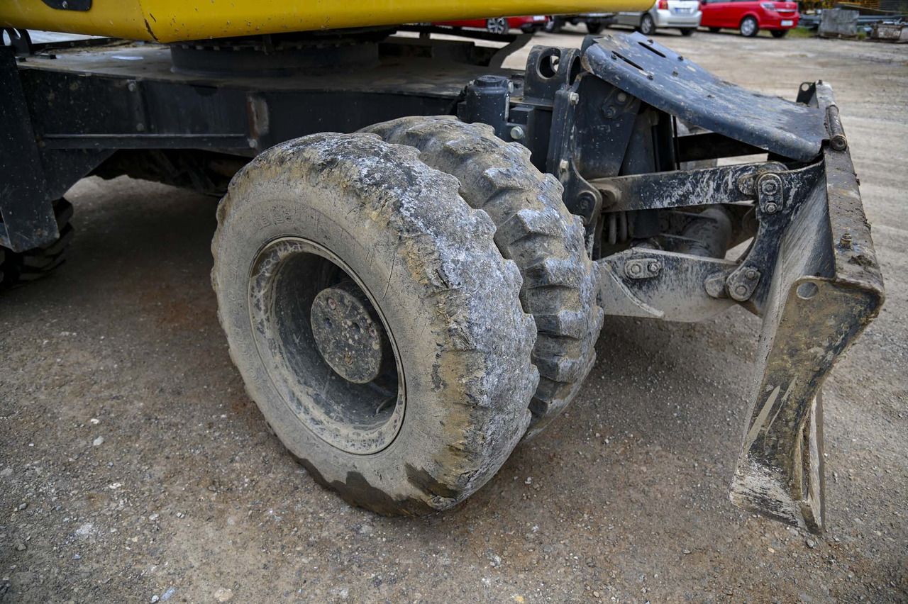 2018 Komatsu PW148-10 Wheel Excavator