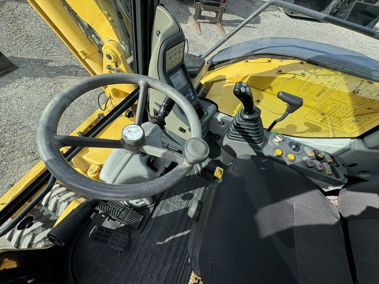 2009 Komatsu PW98MR-8 Wheel Excavator