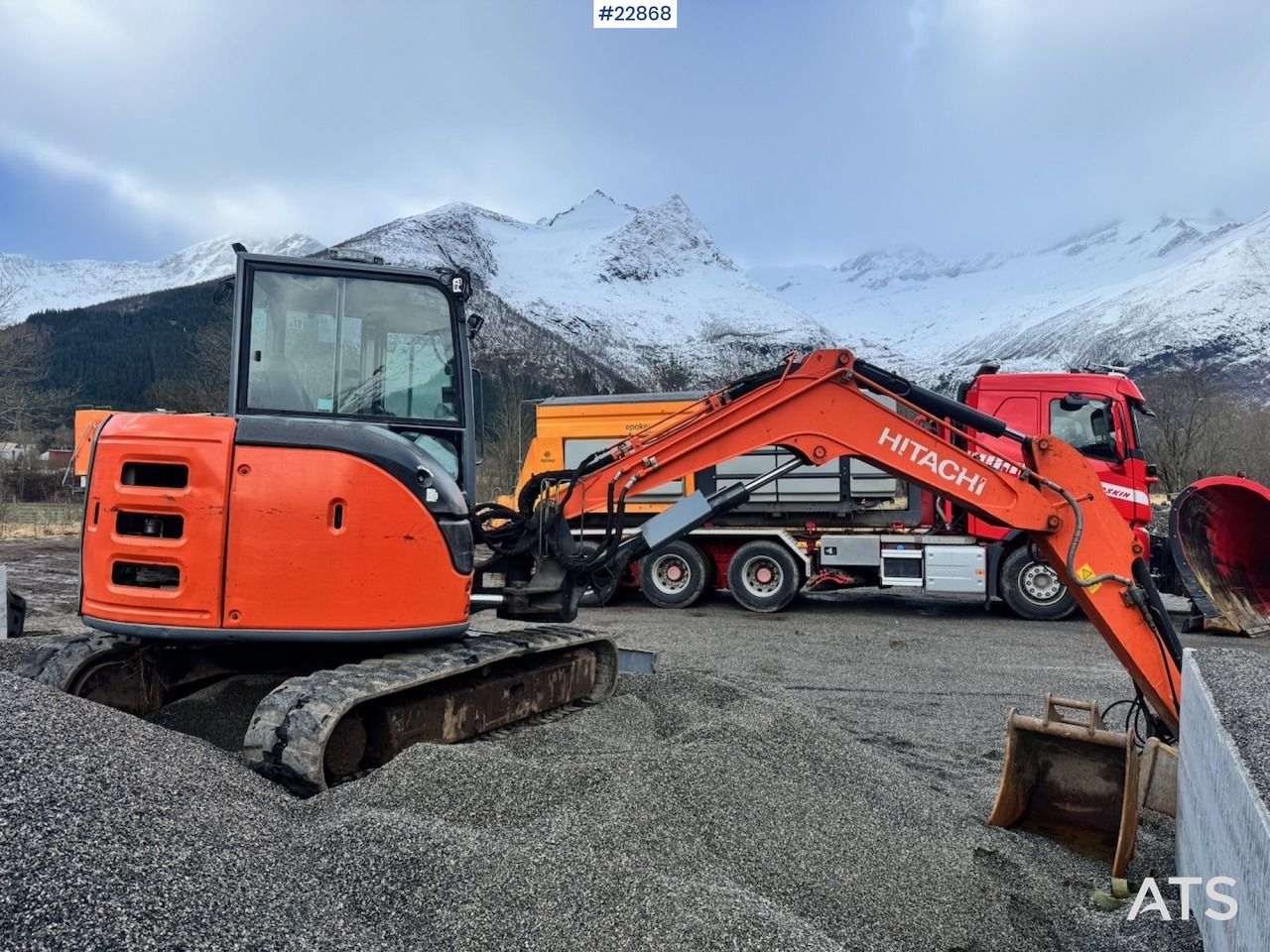 2014 Hitachi ZX65USB-5A Crawler Excavator