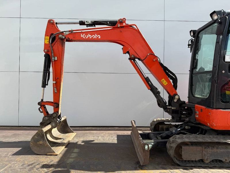 Kubota KX037-4 – Hammer Lines / Quick Coupler (2020)