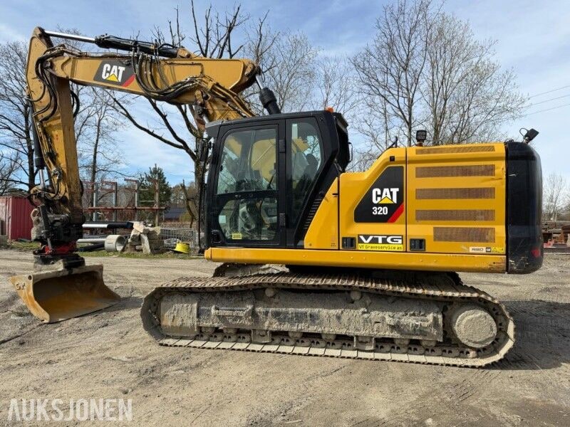 2019 Caterpillar 320