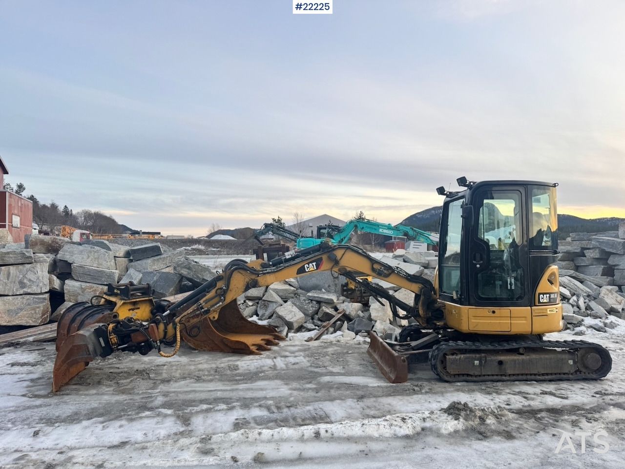 2018 Caterpillar 303.5ECR Mini Excavator