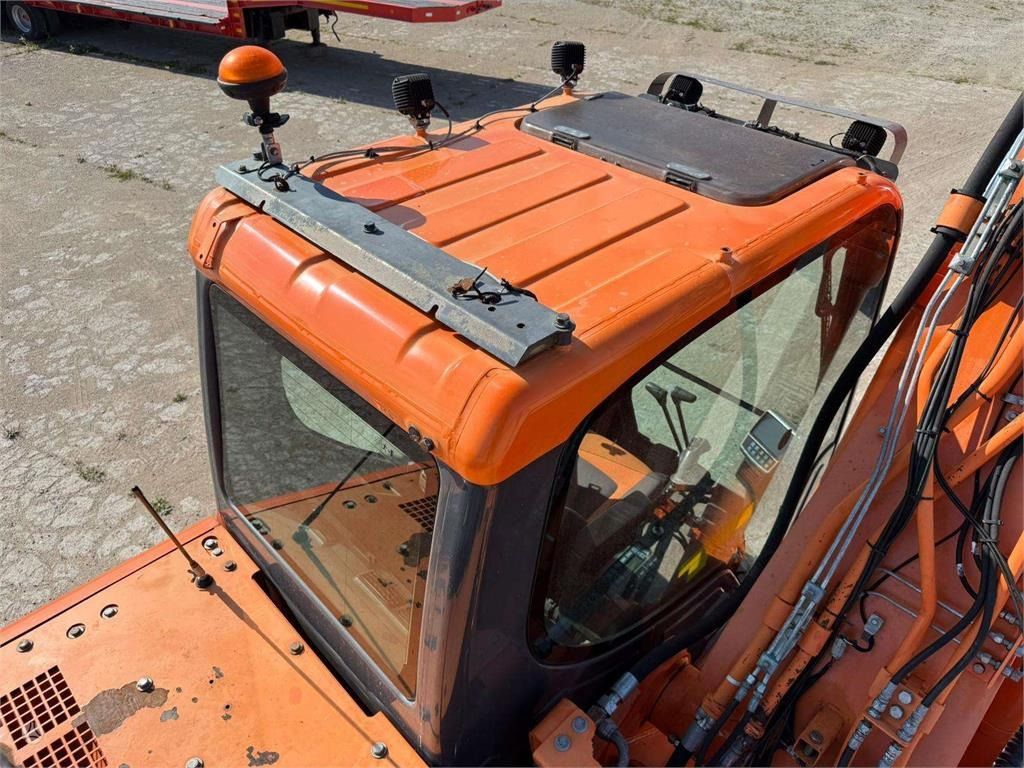 2011 Doosan DX225LC Crawler Excavator