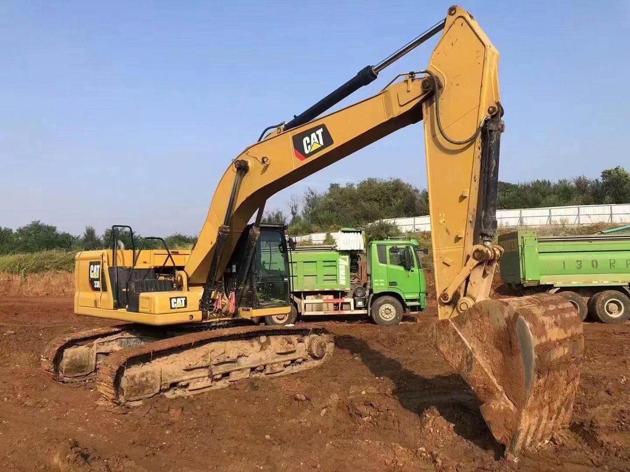 2022 Caterpillar 330 STANDARD Crawler Excavator
